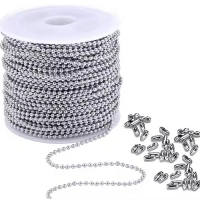 金屬珠鍊是一種由許多小巧圓潤的金屬珠子串接而成的鏈條，這些珠子彼此緊密相連，形成具有現代感與工藝美學的裝飾品。 Ball Chain 不僅在設計上展現出簡潔俐落的線條感，還因其結構靈活而廣泛應用於鑰匙圈、吊飾或服飾配件等多種場合，成為實用兼具的選擇。 